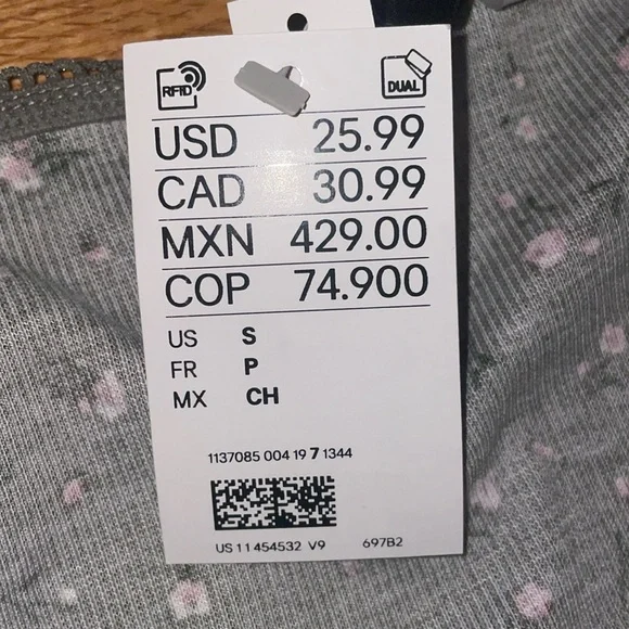 Green floral tight fitting dress - Picture 2 of 5